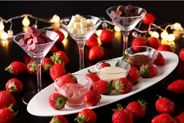 「2夜限定！新宿で「バレンタインナイトスイーツブッフェ with meiji」開催」の画像