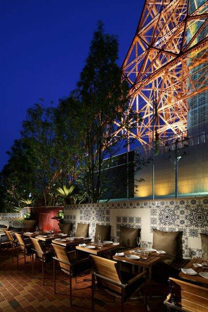 東京タワーに最も近いレストランでバレンタインは特別なディナータイムを 17年2月13日 エキサイトニュース