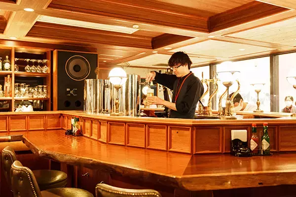 「＜東京駅構内＞同じ銘柄なのに注ぎ方は8種類！毎週水曜限定のビール飲み比べイベント「HAYASHI Beer Day」」の画像