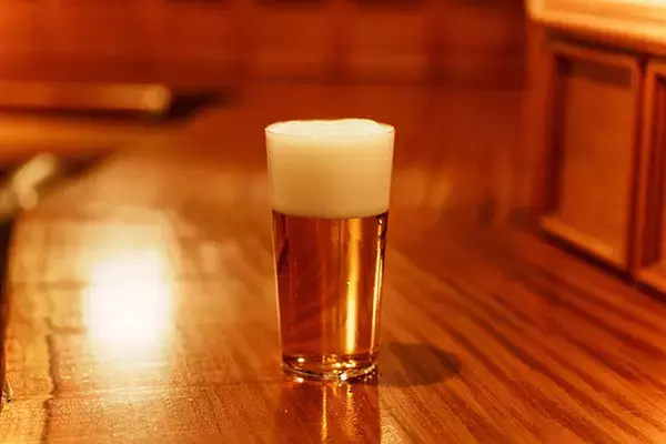 「＜東京駅構内＞同じ銘柄なのに注ぎ方は8種類！毎週水曜限定のビール飲み比べイベント「HAYASHI Beer Day」」の画像