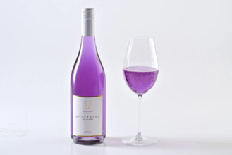 バタフライピー由来の紫色が印象的。VIS×MASSTENGOが開発、思考を止める「ぼーっとするワイン」