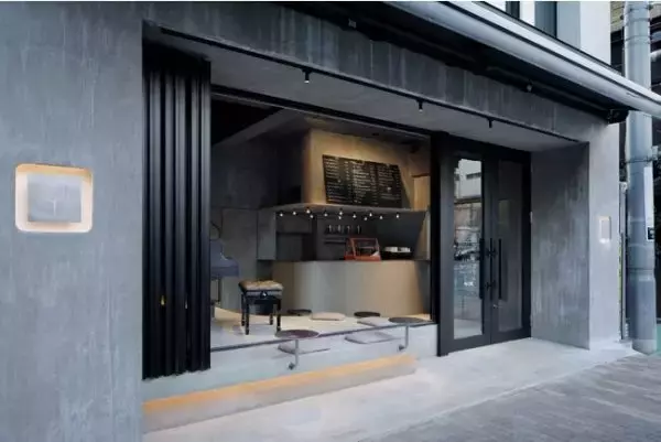 こだわり抜いたコーヒーと上質なワインが楽しめる「Café Apéro」が西麻布にオープン