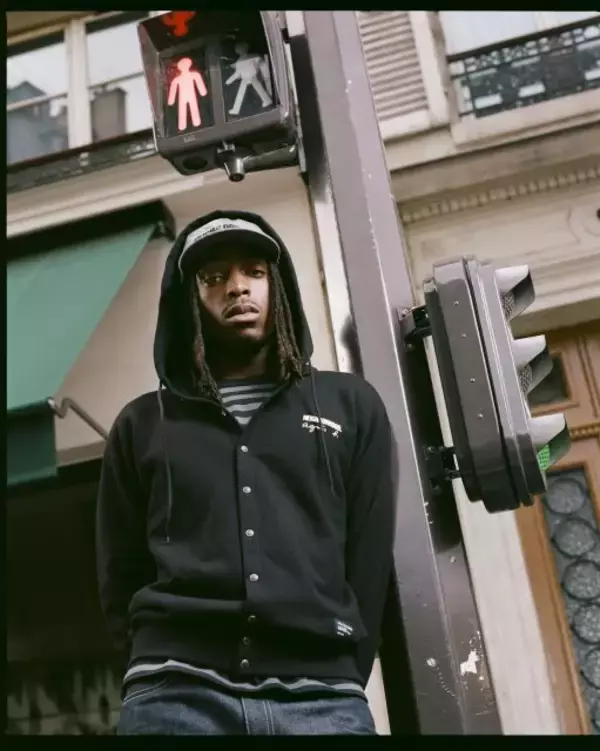 「アニエスベーとNEIGHBORHOODのコラボレーション第1弾！魅惑の15アイテムを展開中」の画像