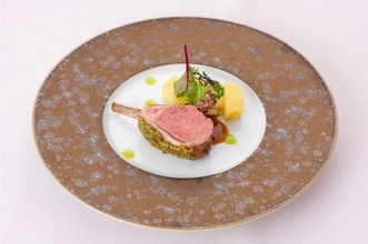 センチュリーコート丸の内で開催の「エピキュロスの晩餐会」で味わう、一夜限りの特別コース