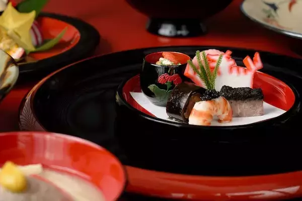 「沖縄・瀬良垣アイランドの明るい日差しの下で過ごすワーケーションプラン誕生」の画像