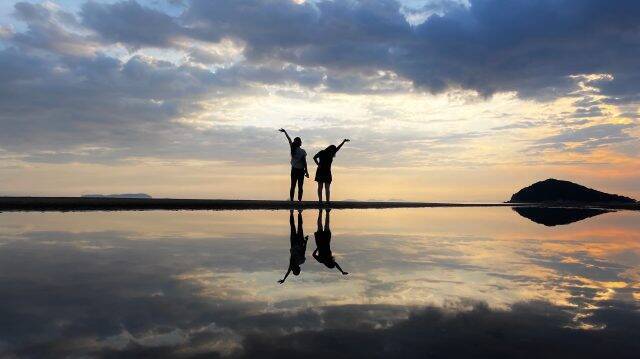 瀬戸内海が一望できるプライベートヴィラ「積修館」誕生。香川県三豊で体験する、非日常とくつろぎの時間