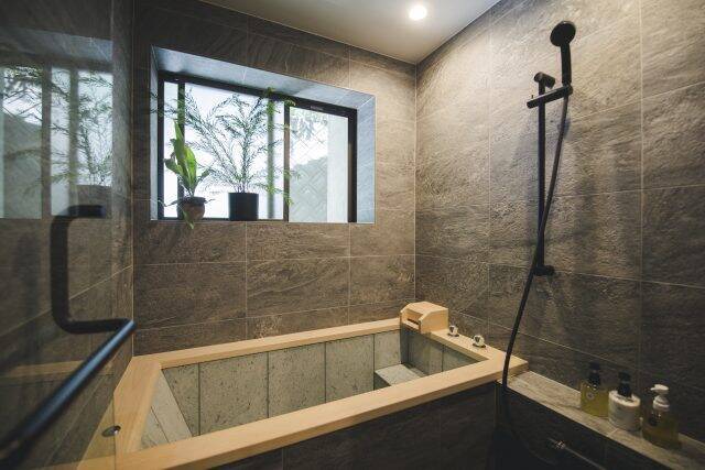 瀬戸内海が一望できるプライベートヴィラ「積修館」誕生。香川県三豊で体験する、非日常とくつろぎの時間