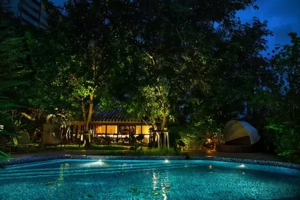 「沖縄のリゾートホテルの離れで“ぬちぐすい”な食体験ができる14席の特等席「MOSS okinawa」がオープン！」の画像