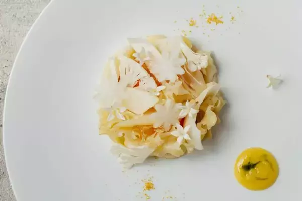 「リーガロイヤルホテル広島｜広島県産食材とG7広島サミット参加国の食が融合したスペシャルメニュー」の画像