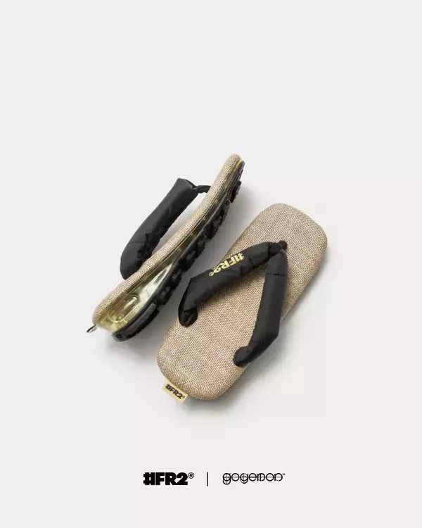 「goyemon×#FR2がコラボ。アバンギャルドな魅力を放つ特別な「unda-雲駄-」2色が発売」の画像