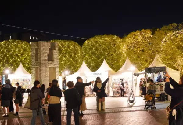 「シャンデリアの輝き｜恵比寿ガーデンプレイス恒例の「Baccarat ETERNAL LIGHTS ー歓びのかたちー」開催」の画像