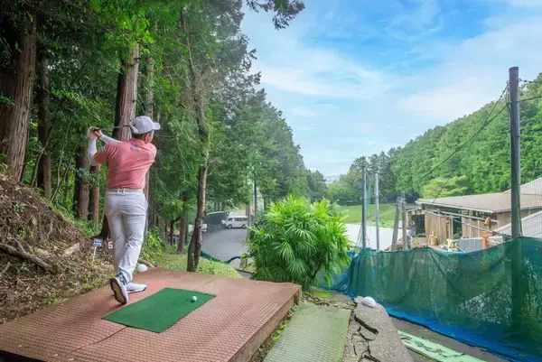 「静岡「末広カントリークラブ」が設立50周年に！トリッキーな9ホールを周り戦略的プレイを楽しもう」の画像