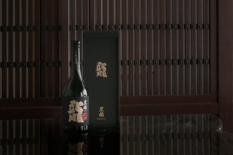 黒龍 大吟醸 龍が紡いできた歴史を味わう一本「黒龍 大吟醸 龍 五十周年記念酒」が限定発売