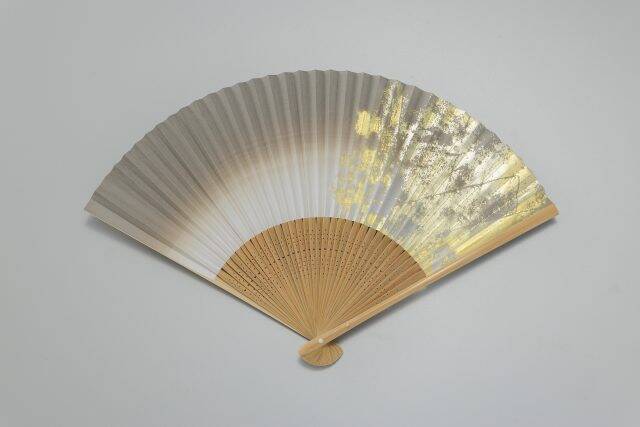 伝統的な金沢箔と天才絵師にオマージュした芸術的な扇子「墨美シリーズ」に新作2種が登場