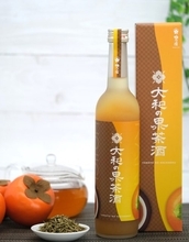 奈良のブランド柿と大和茶を使用した、梅乃宿酒造の限定リキュール「大和の果茶酒」