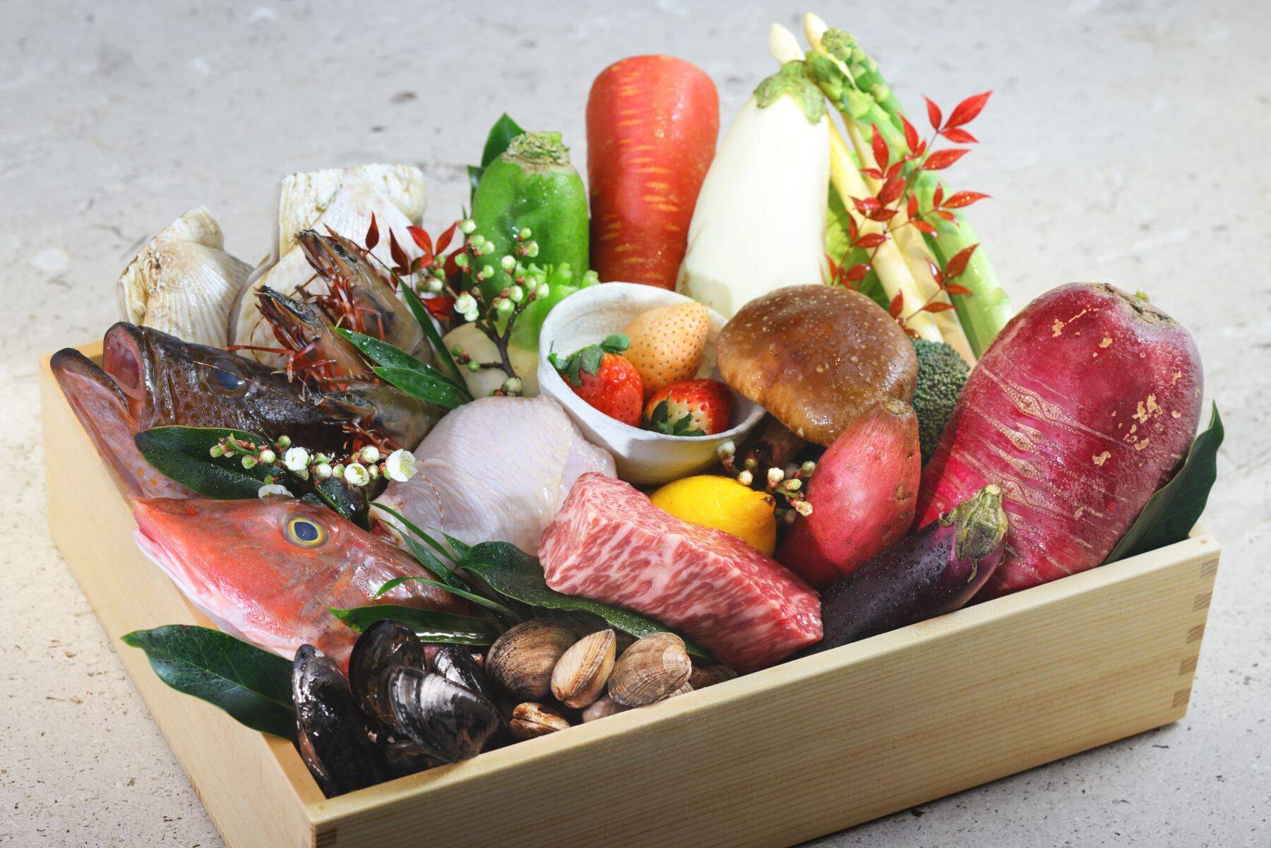 東京・西麻布｜スタイリッシュな囲炉裏が目を引く。完全個室のプライベートレストラン「徒然」