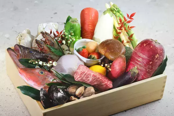 「東京・西麻布｜スタイリッシュな囲炉裏が目を引く。完全個室のプライベートレストラン「徒然」」の画像