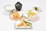 「鮎・たけのこ・桜海老・白海老など初夏の天ぷらを食す。「新宿つな八」の薫風シリーズ7種」の画像10