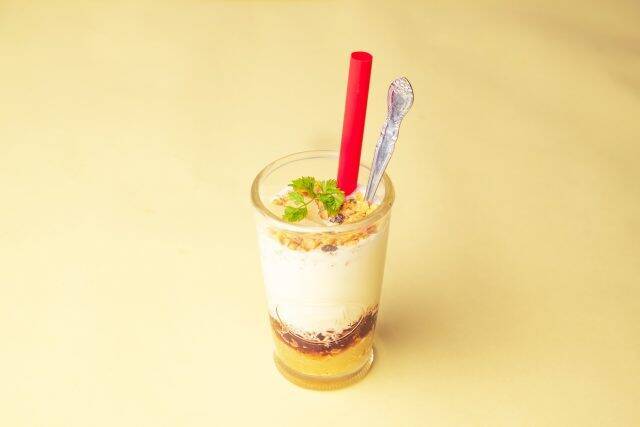 “チーズ×フルーツ”の春スイーツ！CheeseTableの桃と苺のパフェ＆飲めるチーズケーキ