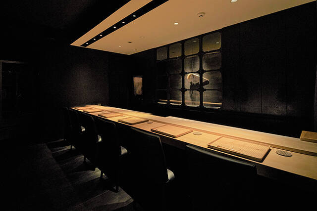 中田英寿さんらが厳選した120の酒蔵が集うイベントに、看板のないオトナの隠れ家「白」も登場