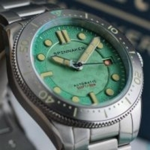海を愛し、イルカの未来を守る。スピニカーから世界200本限定腕時計が発売