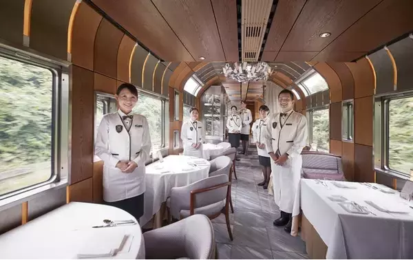 豪華寝台列車「TRAIN SUITE 四季島」の運行5周年・鉄道開業150年記念コース