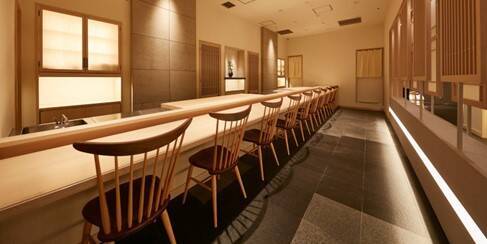 風雅な和のクリスマスを表現。「FANCL令和本膳」のクリスマスアフタヌーンティー「雪月花」