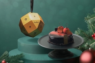 芳醇なスパイスとチョコレートのマリアージュ。「ブボ・バルセロナ」の華やかなクリスマスケーキ