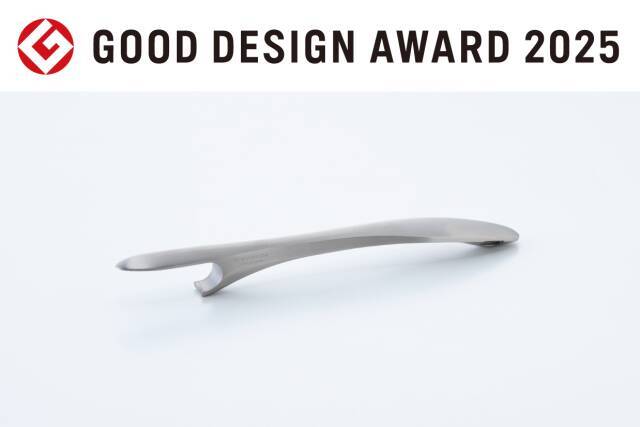 日本酒の栓をスムーズに開栓。グッドデザイン賞を受賞した「Sake Bottle Opener」の工夫