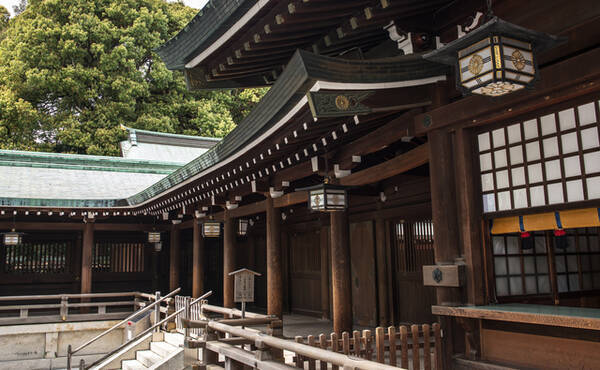 相次ぐ歴史的建造物への 染み 事件 どんな罪になる 17年4月19日 エキサイトニュース