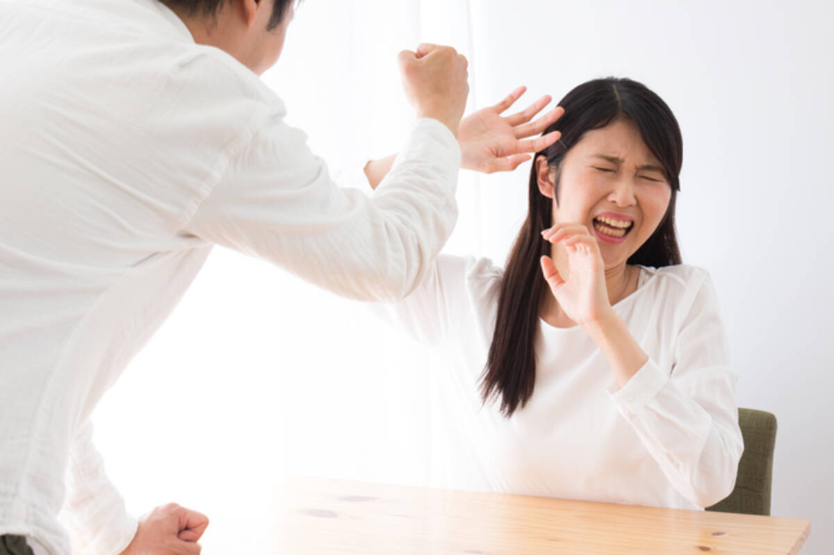 不倫がバレた妻に対して 夫がdv 慰謝料を請求 妻はどんな対策をすべき 16年10月18日 エキサイトニュース
