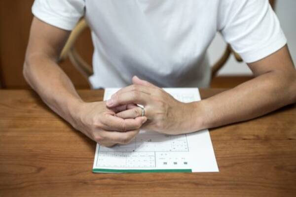 浮気相手と結婚したいから別れてくれ 浮気した側からの離婚申し出は認められる 17年1月2日 エキサイトニュース