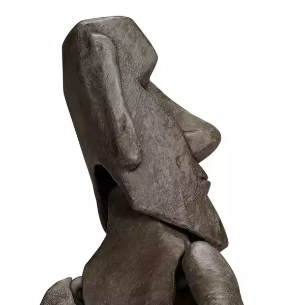 「こんなスタイリッシュなモアイ像、見たことある！？“触って遊べる芸術作品”として予約受付中」の画像