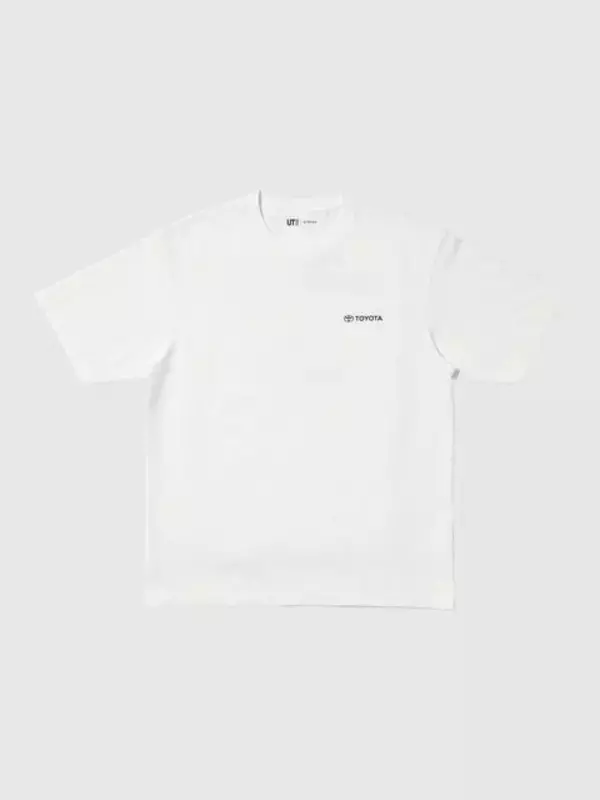 「ユニクロの「トヨタ車」新作UTにテンション上がる！カローラ、2000GTなど4つの名車種にフィーチャー」の画像