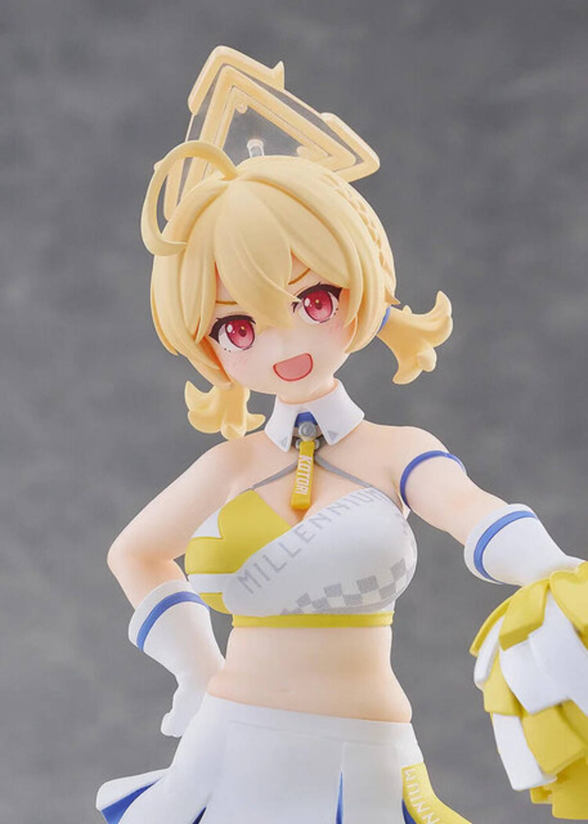 素肌が眩しいチアガール！『ブルアカ』チア衣装のコトリ&ヒビキが「POP 