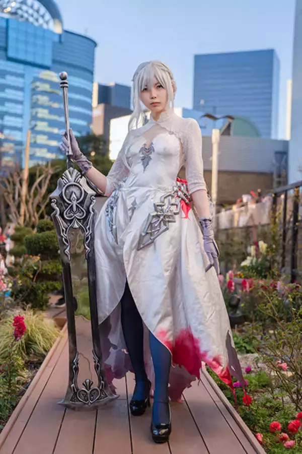 「【コスプレ】『シノアリス』スノウホワイトの佇まいが美しい！注目レイヤー・921【写真9枚】」の画像