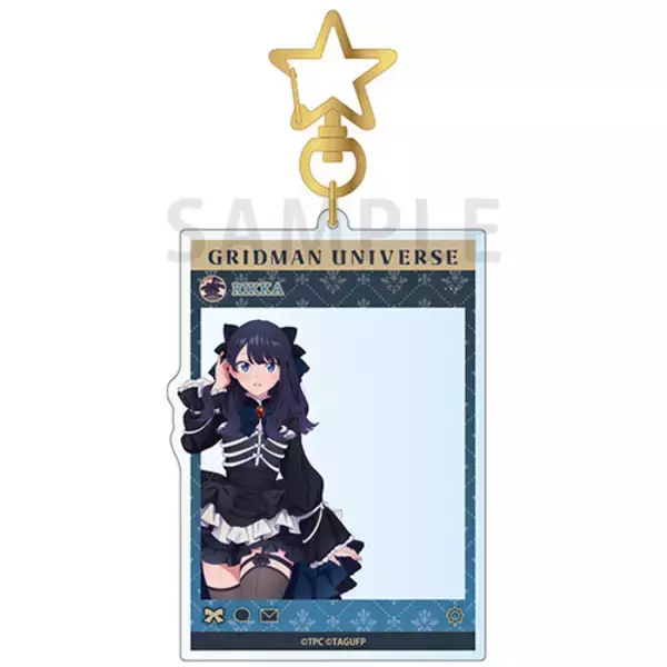 「ゴスロリ衣装でも目を引く宝多六花の太もも！「グリッドマンユニバース」ポップアップストアにて、新規描き下ろしイラストグッズを販売」の画像