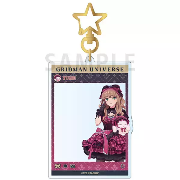 「ゴスロリ衣装でも目を引く宝多六花の太もも！「グリッドマンユニバース」ポップアップストアにて、新規描き下ろしイラストグッズを販売」の画像