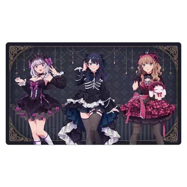 「ゴスロリ衣装でも目を引く宝多六花の太もも！「グリッドマンユニバース」ポップアップストアにて、新規描き下ろしイラストグッズを販売」の画像