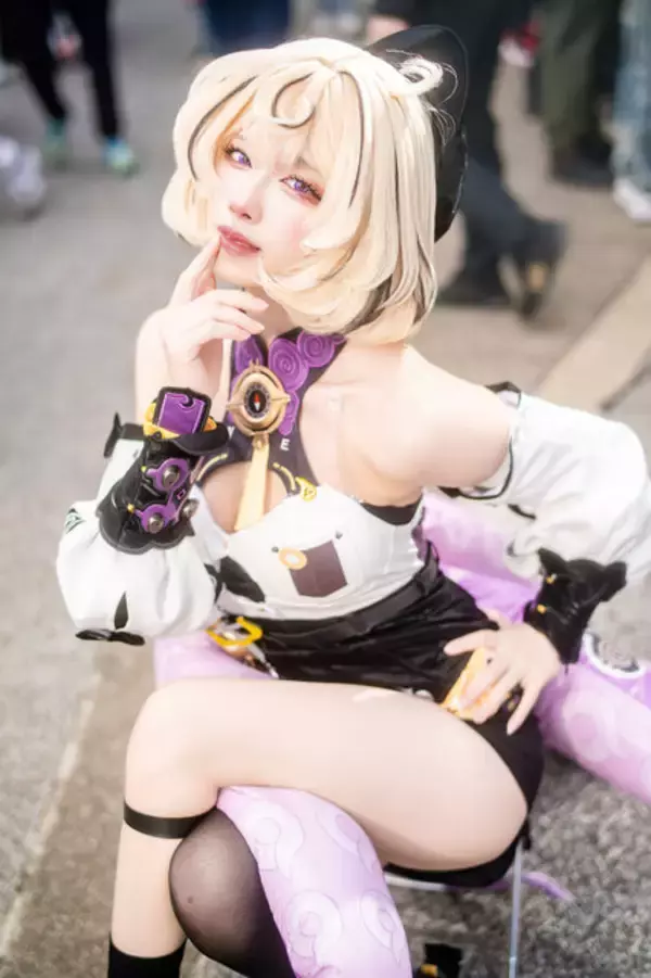 「【コスプレ】タコ足を見事に再現！脇チラポーズも妖艶な香港美女の『ゼンゼロ』イドリーは美脚がすごい【写真6枚】」の画像
