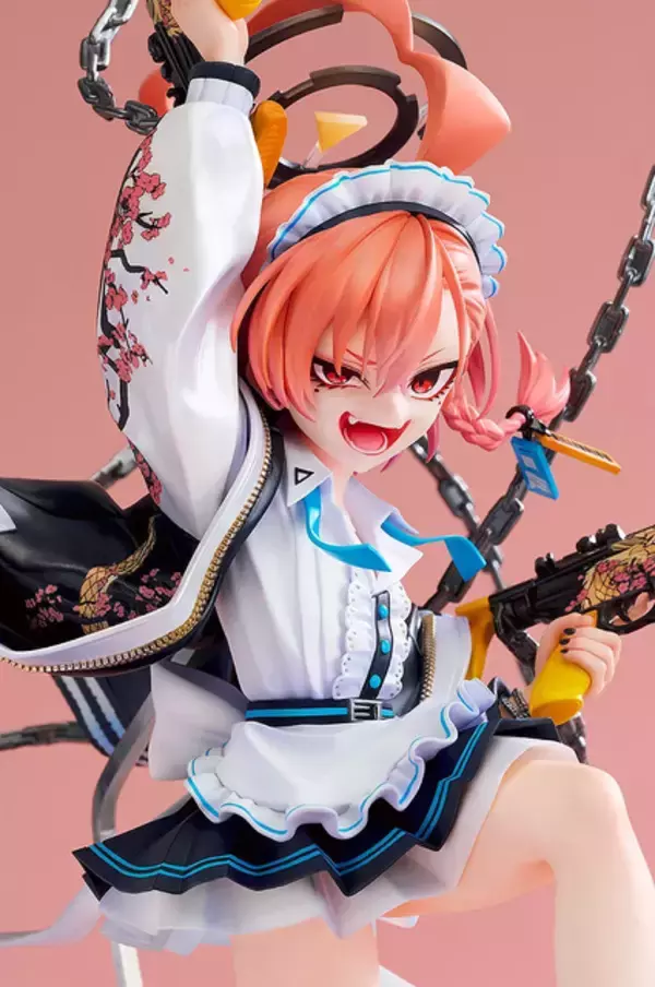 「勝ち気な笑み、豪快で圧倒的な存在感！『ブルアカ』より「ネル」がツイン・ドラゴンを手に戦場を駆ける姿で1//7スケールフィギュア化」の画像