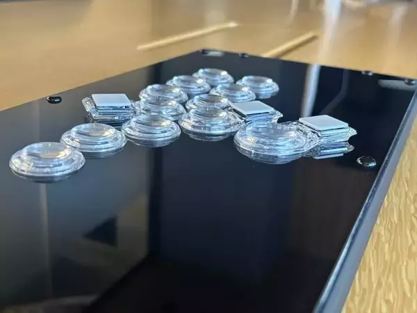 「これから格ゲーを始める人におすすめのコントローラーは？パッド・アケコン・レバーレスそれぞれの魅力をまるっと紹介【年末年始特集】」の画像