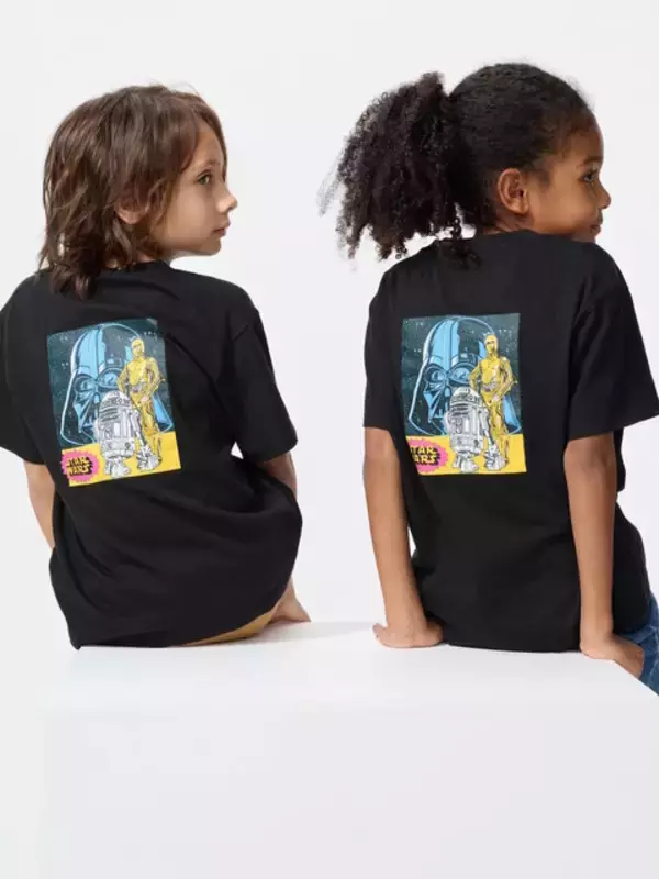 「ユニクロ「ディズニー」「ピクサー」などの新作UTがオシャレ！ミッキー、ウッディらがさりげなくポーズを決める全14種類」の画像