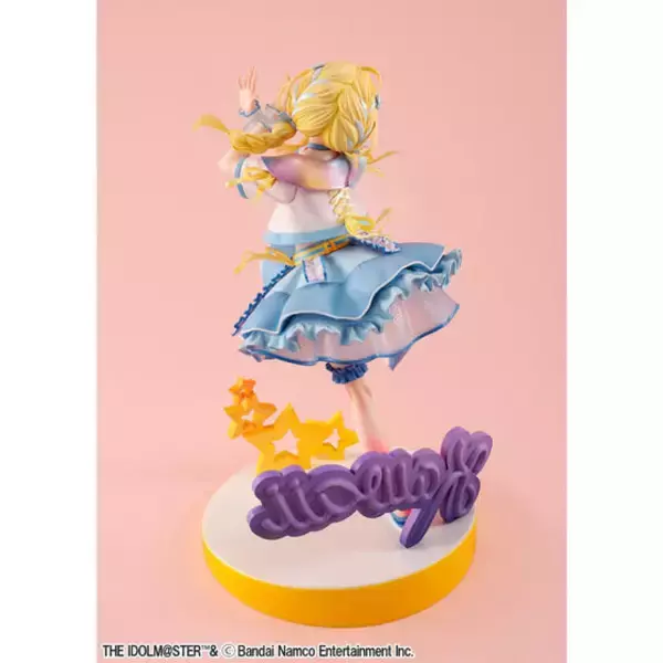 「『学マス』“世界一可愛い”「藤田ことね」1/7スケールフィギュアが抽選販売！ライブをイメージしたネオンと星の台座も可愛い」の画像