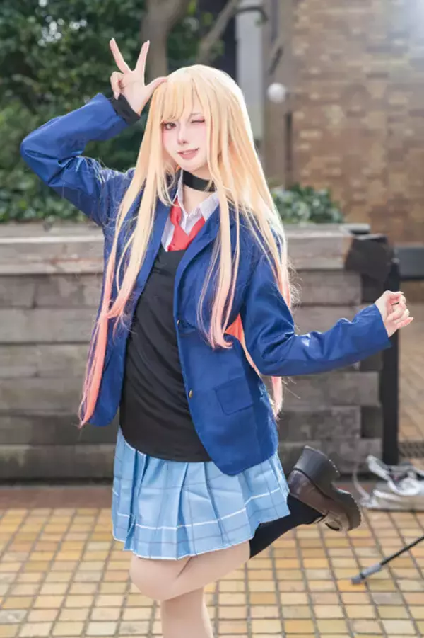 「【コスプレ】制服ギャルのミニスカ＆笑顔にドキドキ！「着せ恋」海夢が恋に落ちそうなくらい可愛すぎた【写真11枚】」の画像