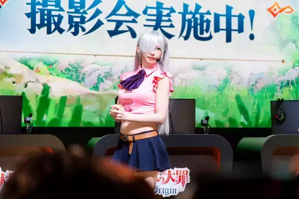 「【コスプレ】日本一のコスプレイヤーのえなこが『七つの大罪：Origin』エリザベスで登場！美くびれ＆絶対領域で魅せる【写真27枚】」の画像