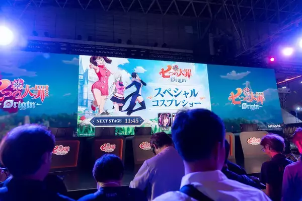 「【コスプレ】日本一のコスプレイヤーのえなこが『七つの大罪：Origin』エリザベスで登場！美くびれ＆絶対領域で魅せる【写真27枚】」の画像