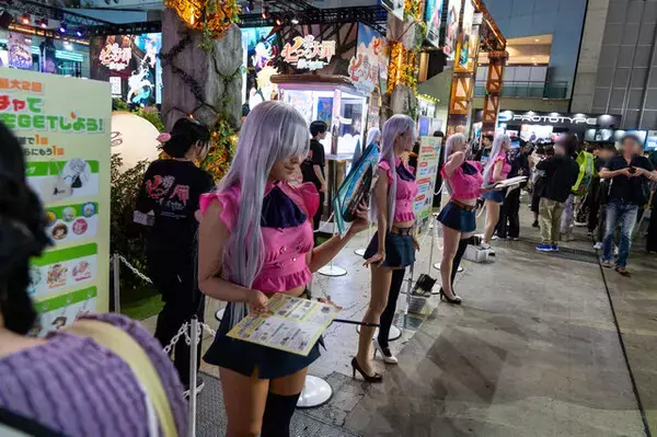 「【コスプレ】日本一のコスプレイヤーのえなこが『七つの大罪：Origin』エリザベスで登場！美くびれ＆絶対領域で魅せる【写真27枚】」の画像