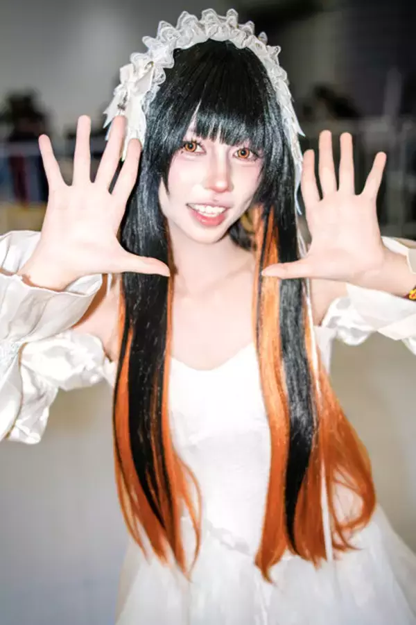 「【コスプレ】ガングロ、豹柄、ルーズソックス…平成ギャルがタイに集結！？ミニスカポリスも可愛いバンコクイベント美女レイヤーまとめ【写真38枚】」の画像