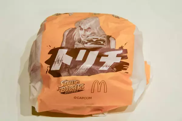 「「ストリートファイター」×マクドナルド！ リュウ、春麗、ケンのバーガーは、味も包装紙のデザインも見どころ満載【試食会レポ】」の画像